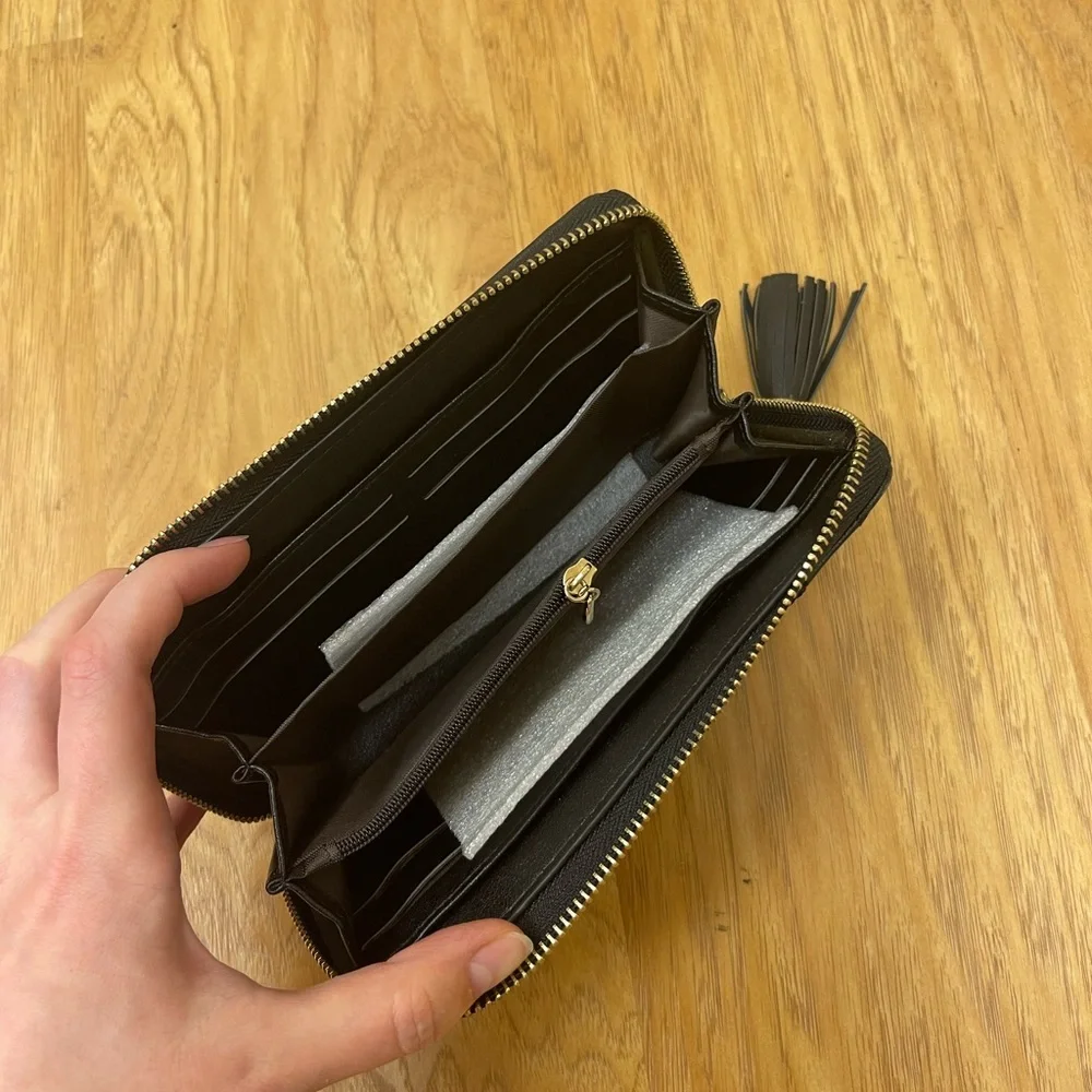 Black Phone/Wallet Wristlet and Crossbody Straps